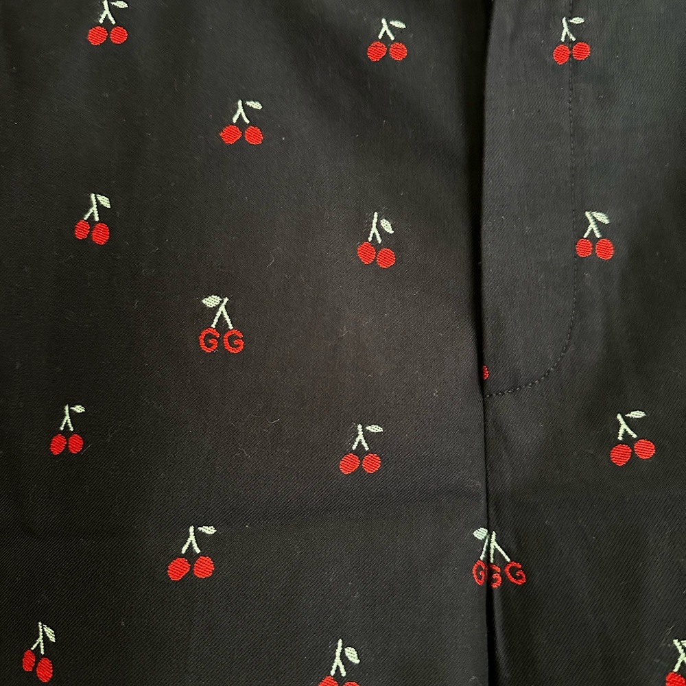 Gucci Cherry Print Navy Women's Shorts - Picture 3 of 7
